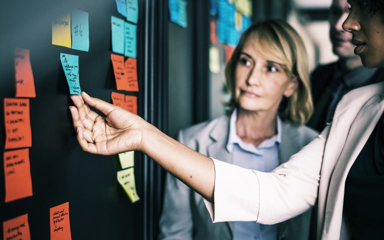 Mulheres na liderança impulsionam crescimento de empresas na América Latina