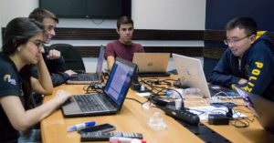 Alunos de engenharia da USP criam aplicativo para auxiliar gestantes