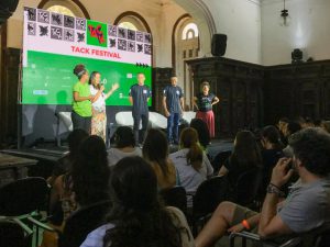 Desafio tecnológico de escolas públicas leva alunos a Harvard