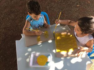 Fundação Colnaghi realiza atividades de pintura e desenho para desenvolver