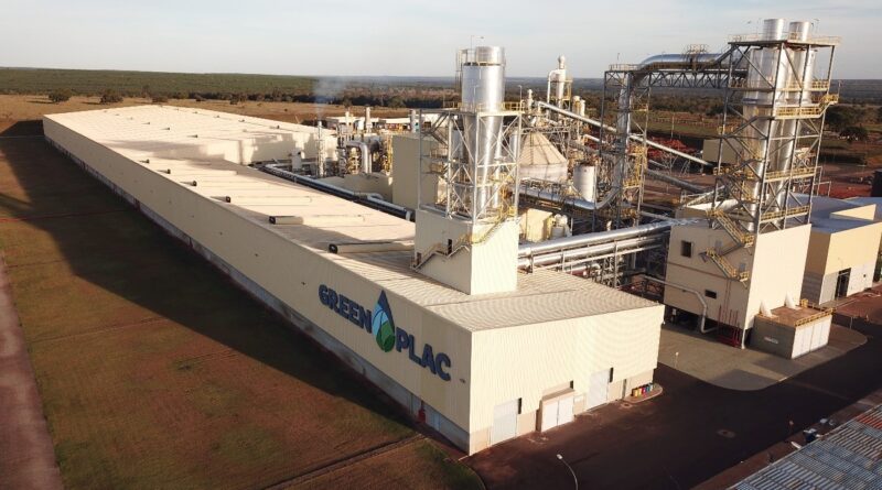 Complexo industrial Greenplac em Água Clara, Mato Grosso do Sul.