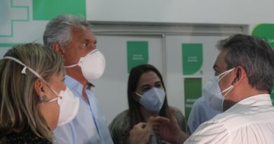 Ronaldo Caiado no Hospital Regional de Formosa