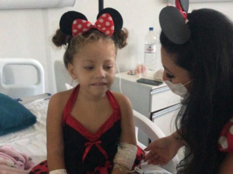 Hospital Centro-Norte Goiano celebra recuperação da primeira paciente a ser atendida na recém-inaugurada UTI Pediátrica