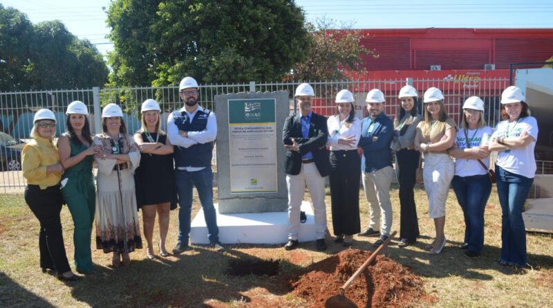 Caiado 112 milhões hospital estadual de formosa obras