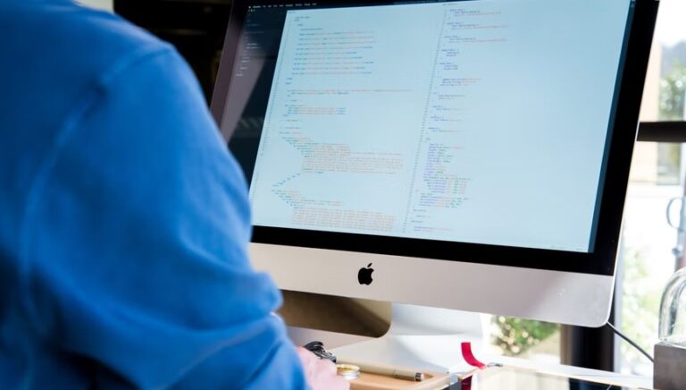 Startup que caça talentos de TI dribla falta de profissionais