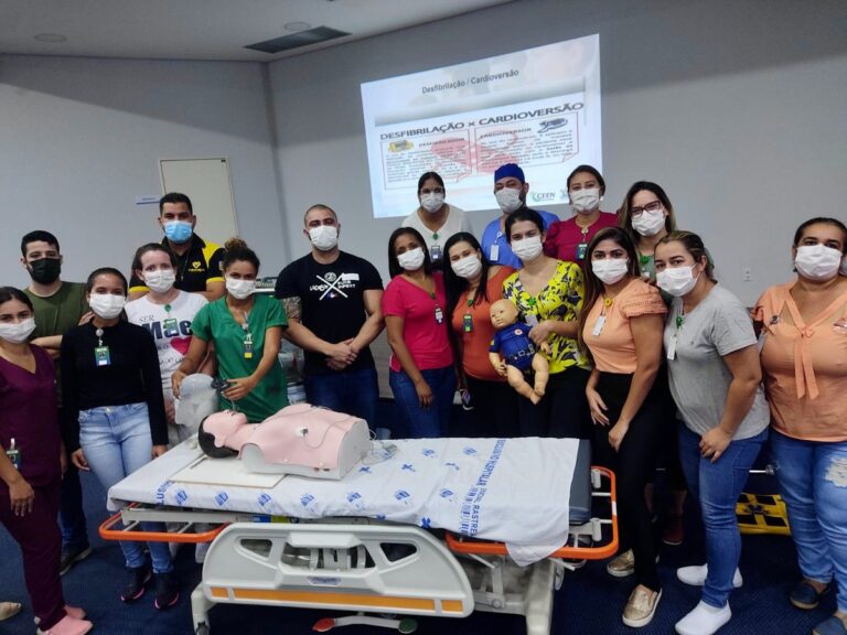 Hospital Estadual do Centro-Norte Goiano realiza treinamento sobre Parada Cardiorrespiratória