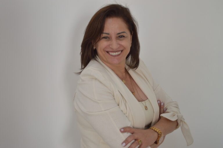 Ana Brito, diretora administrativa do Hospital Estadual de Formosa: "Privilégio fazer parte dessa conquista"