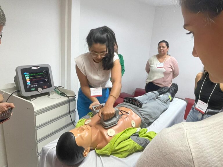IMED - Instituto de Medicina, Estudos e Desenvolvimento | Hetrin - Hospital Estadual de Trindade | Curso cardiovascular
