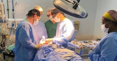 Medplus: cirurgias médico Tiago Simões Leite