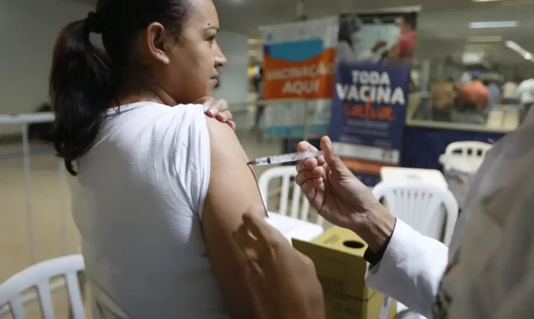 Vacinação | Gripe | UBSs | São Paulo