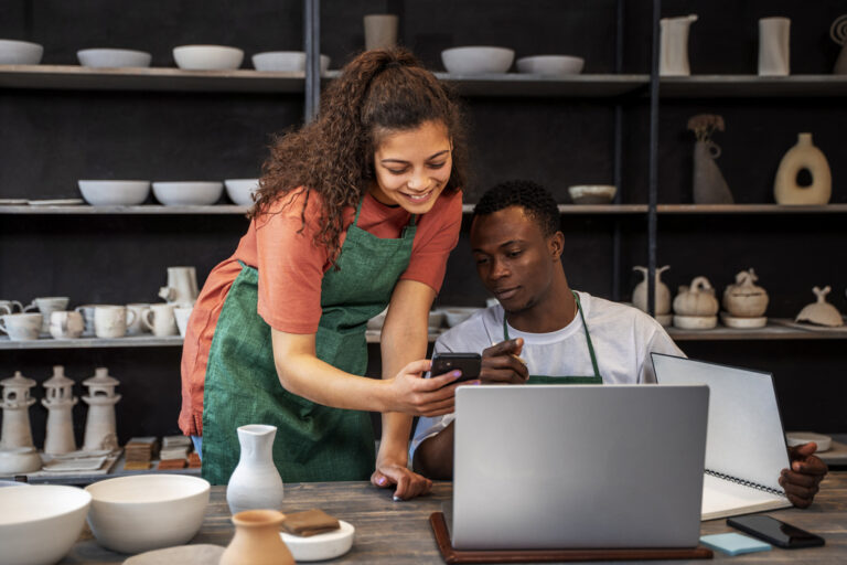 MEIs, Sebrae, Microempreendedores, Microempresas, Empreendedorismo, Brasil