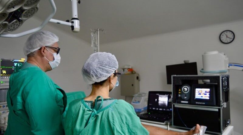 Equipe do Hetrin realiza procedimento de cirurgia vascular por Endolaser durante o Mutirão de Cirurgias Eletivas.