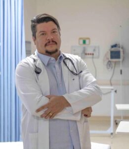 Tiago Simões Leite, pediatra e diretor da MedPlus Serviços Médicos