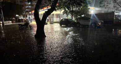 Chuva e apagão na cidade de São Paulo. Reprodução: Folha de São Paulo