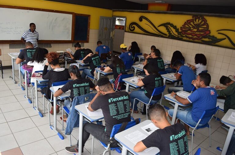 Estudantes do ensino médio. Foto: Suami Dias/ GOVBA/ Agência Senado