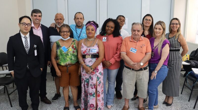 O Conselho Gestor do Hospital Municipal da Brasilândia - HMB aprova um novo regimento que orienta as ações dos conselheiros em prol da transparência e eficiência na gestão hospitalar.