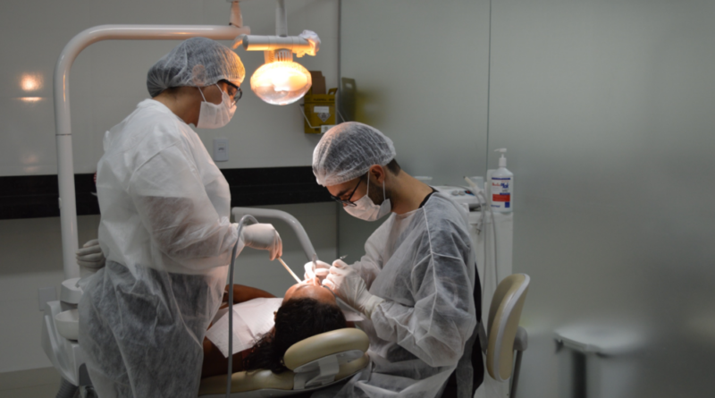 O Centro de Especialidades Odontológicas da Policlínica Estadual da Região Nordeste - Posse, em Goiás, realiza mais de 10 mil atendimentos em seis meses, oferecendo serviços de saúde bucal de qualidade à população da Macrorregião Nordeste.
