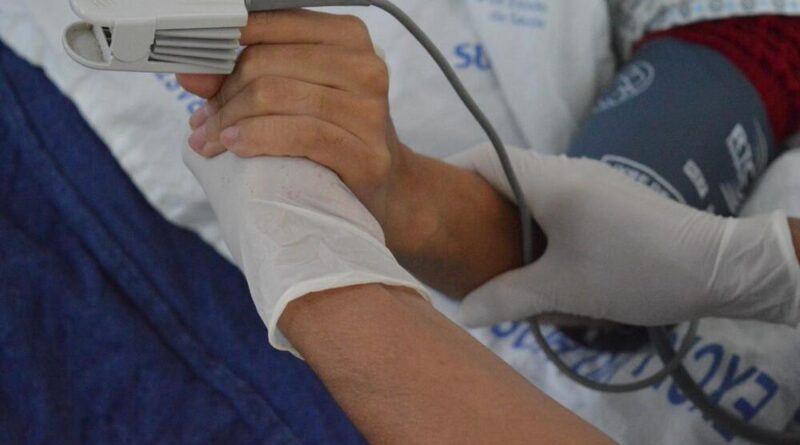 O Hospital Estadual de Formosa (HEF) é reconhecido como um dos 10 melhores hospitais de Goiás pela Anvisa, destacando-se por suas práticas seguras e cuidado humanizado com os pacientes.