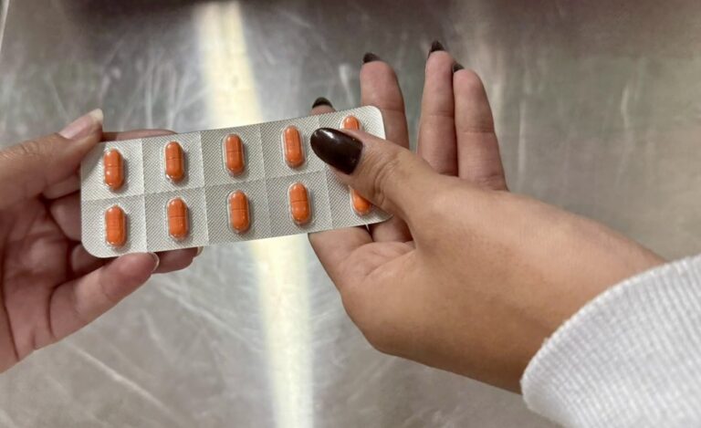 A Policlínica de Formosa alerta sobre os riscos da automedicação, que afeta a saúde pública e o tratamento adequado de doenças.