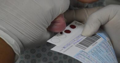 O Teste do Pezinho é um exame essencial que detecta doenças em recém-nascidos, garantindo diagnóstico e tratamento precoces no Hospital Estadual de Formosa (HEF).