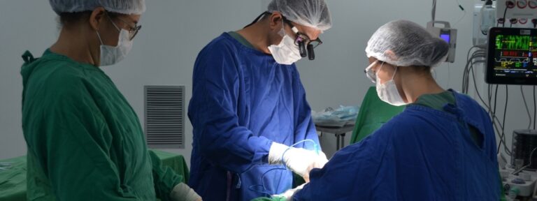 Durante a campanha Setembro Verde, o Hospital Estadual do Centro-Norte Goiano (HCN) realizou mais duas captações de órgãos, totalizando 40 procedimentos desde 2022, evidenciando a importância da doação e a atuação integrada entre instituições de saúde.